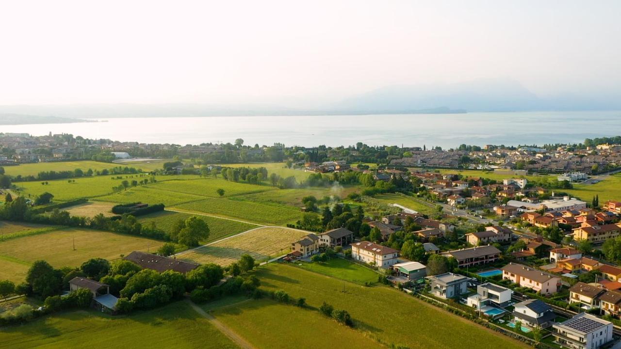 Marali Lake Apartments Di Enrica Bianchera Desenzano del Garda Exterior foto